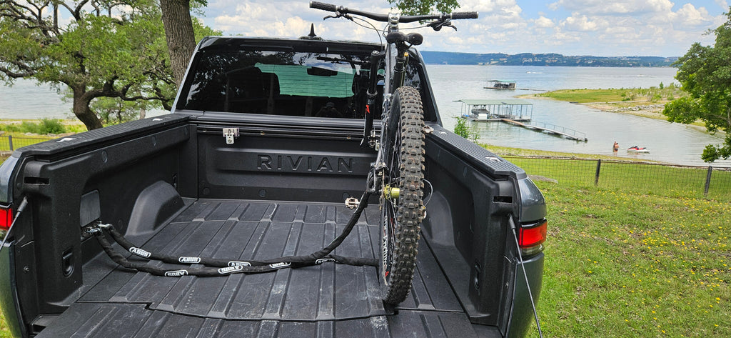 Rivian R1T Gear Guard Security Chain | Stainless Interlocks